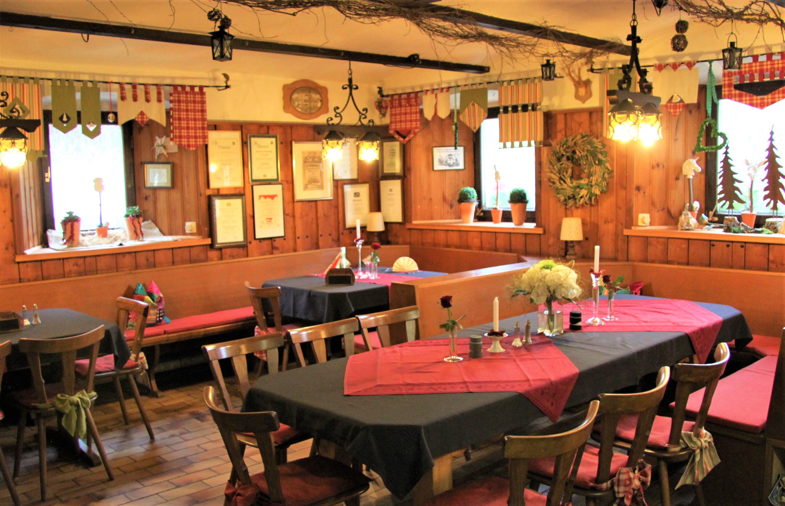 Home [www.voelkenreutherwirtshaus.de]